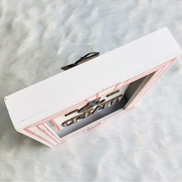 🌷 4/$20 Spring Sale! Ashland Curate & Create Shadow Box - Picture 7 of 9